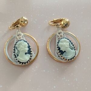 Cameo Dangle Earrings Clip On.  Vintage Cameo Earrings